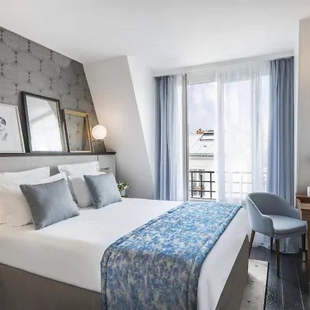 Western La Demeure Hotel 4*