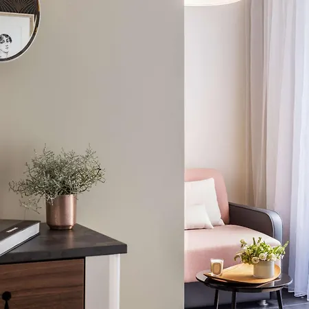 Western La Demeure Paris