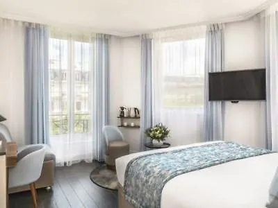 Western La Demeure Hotel 4*