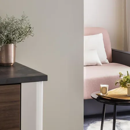 Western La Demeure Hotel 4*