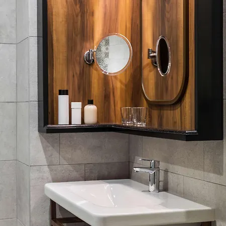 Western La Demeure 4* Paris