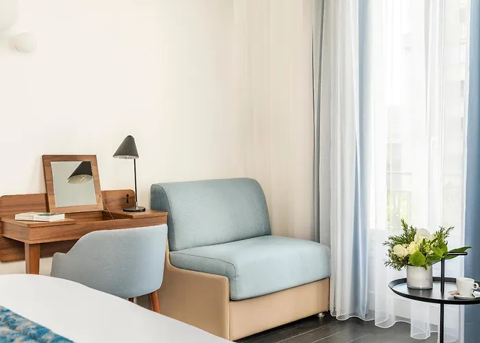 Western La Demeure 4* Parigi