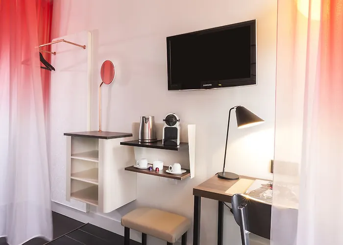 Western La Demeure Hotel 4*