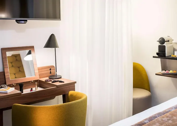 Western La Demeure Hotel